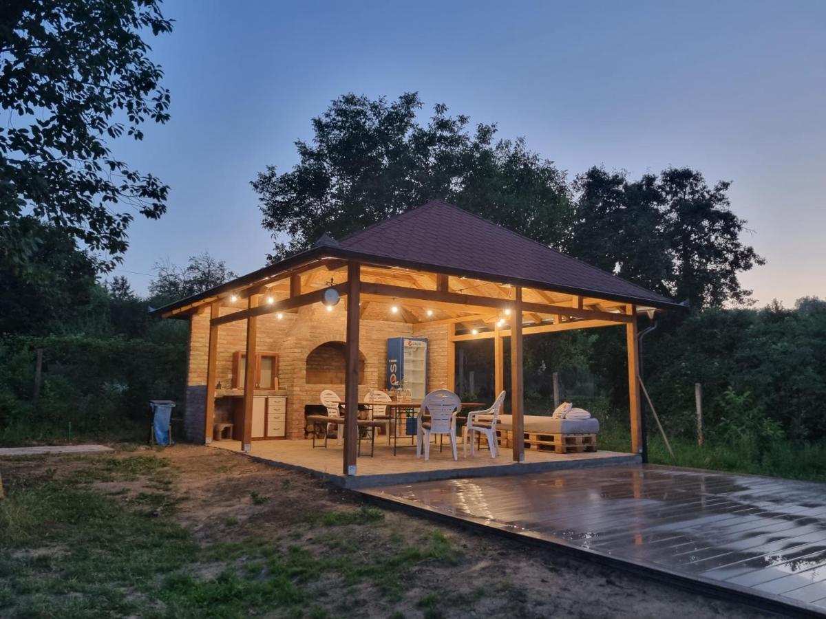 Hoopovo House Fruska Gora Villa Irig Exterior photo