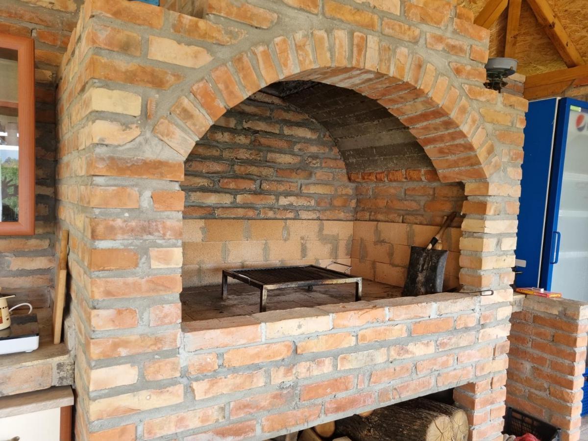 Hoopovo House Fruska Gora Villa Irig Exterior photo
