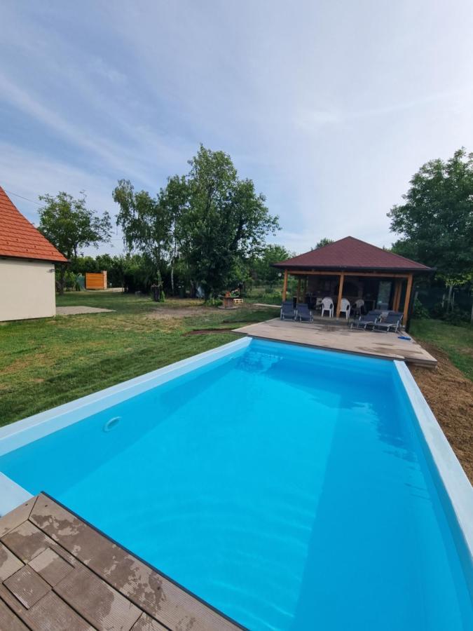 Hoopovo House Fruska Gora Villa Irig Exterior photo