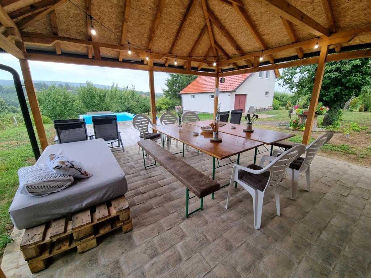 Hoopovo House Fruska Gora Villa Irig Exterior photo